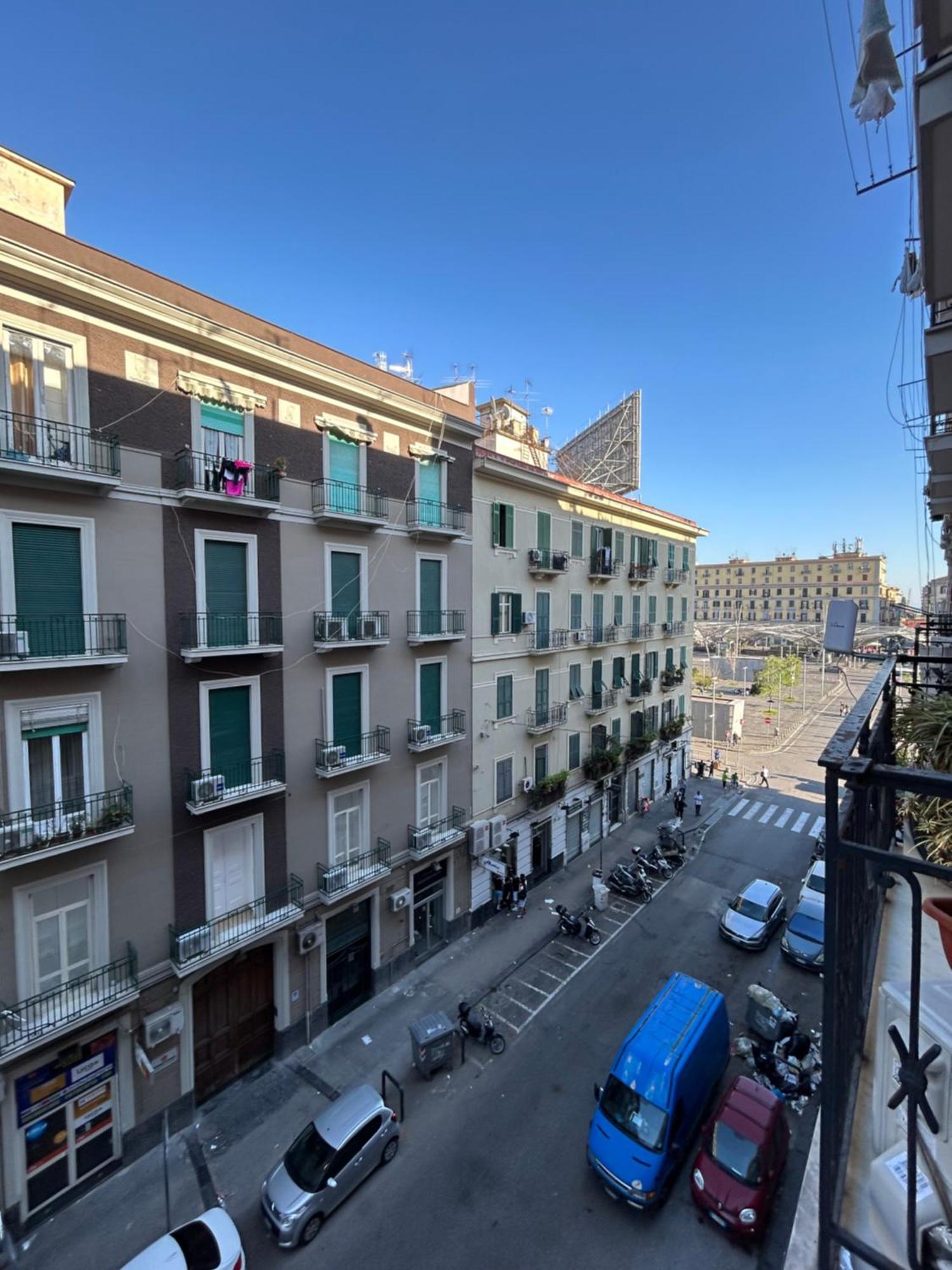 Bed and Breakfast Binario 14 Piazza Garibaldi Napoli Esterno foto