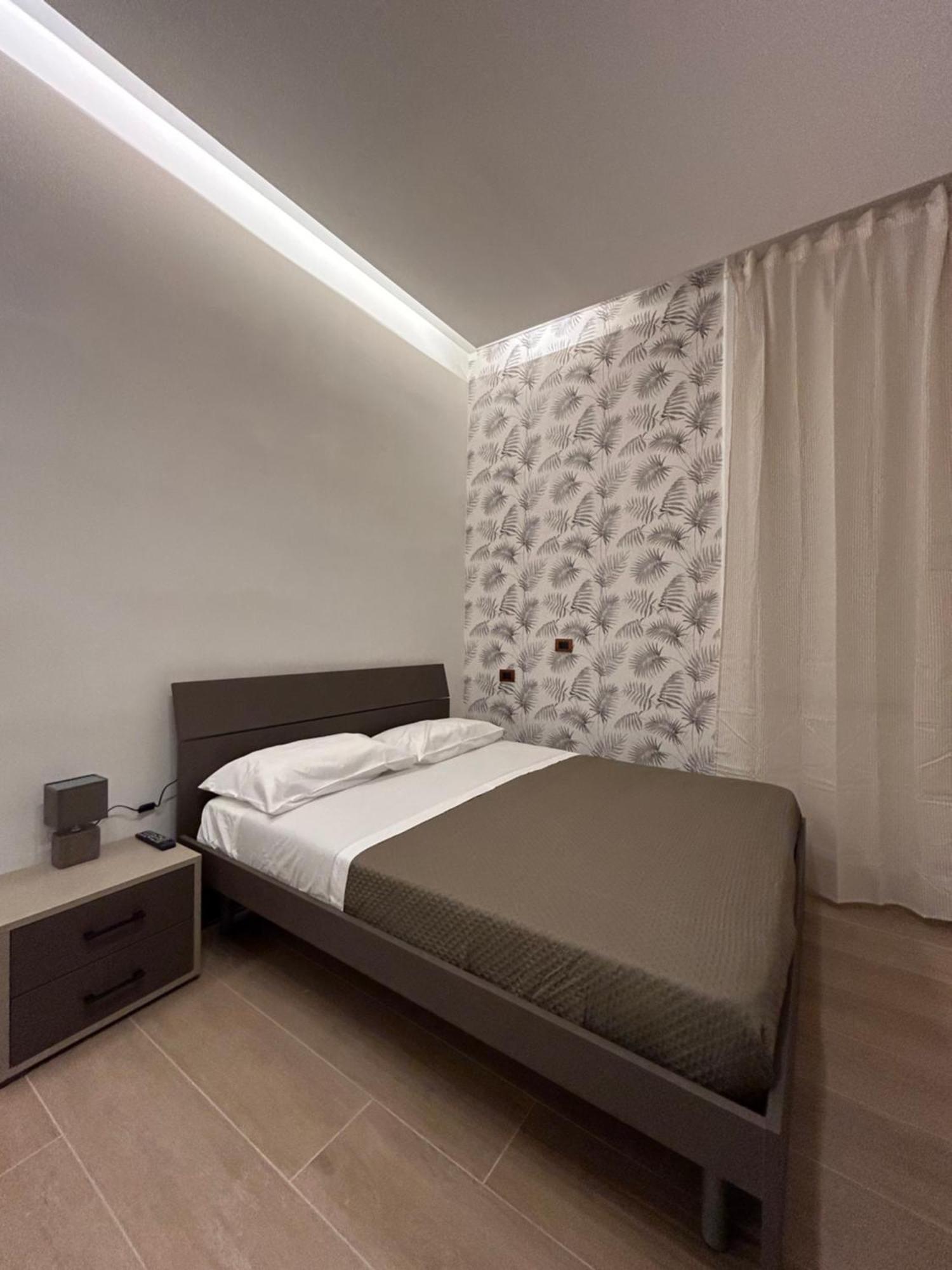 Bed and Breakfast Binario 14 Piazza Garibaldi Napoli Esterno foto